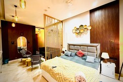 Best Couple Suite With balcony, Delhi Best Couple Suite With balcony, Delhi