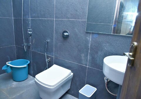 Mirako Game & Resorts