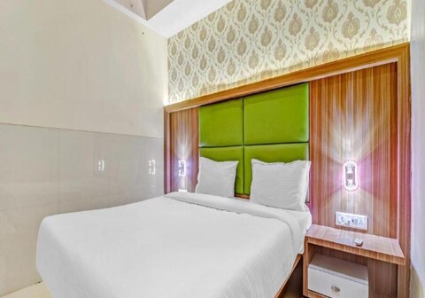 Hotel Shubharambh Lodging & Boarding by WB Inn
