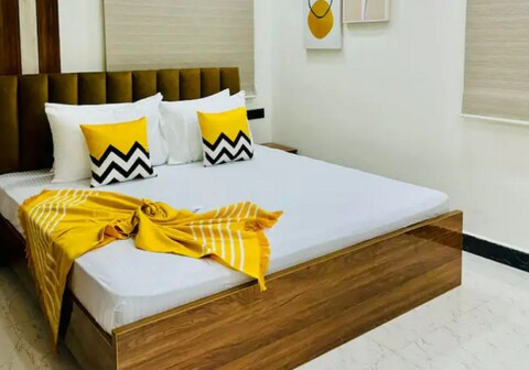 Bluo Penthouse Terrace Garden @Gachibowli