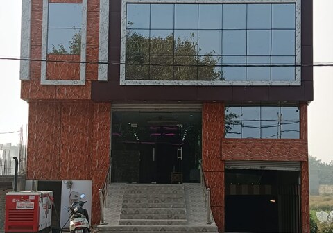 KRISHNA HOTEL AND RESTAURANT