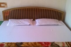 California Guest House, Srinagar California Guest House, Srinagar