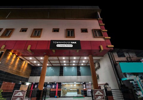 Collection O CMR Mall Gajuwaka