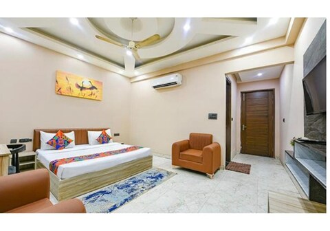 Vibe Blu Hotel and Serviced Apartmnet