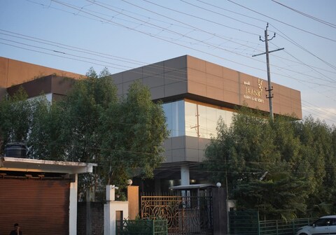 JAANKI FARMS & RESORTS