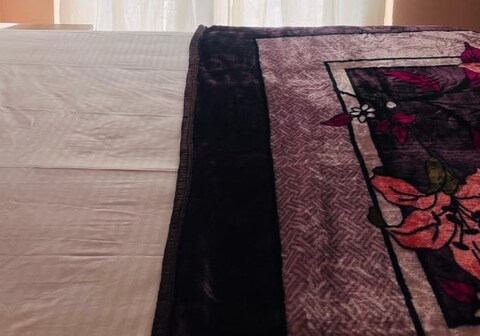 Homestay at Krishna Crest Omaxe Vrindavan