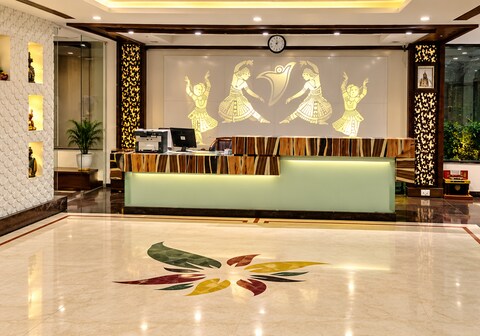 Hotel SVC Inn (Infront of Platform No.1 Railway Station)