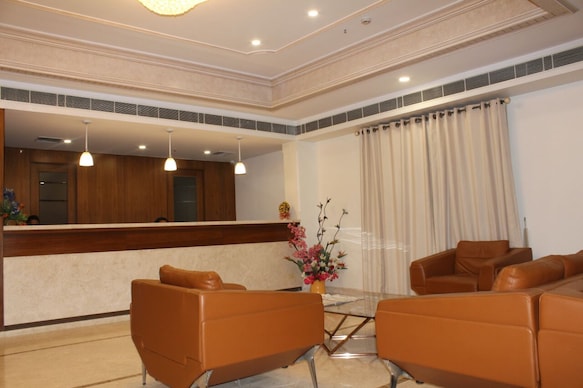 Hotel Grand Gayathri