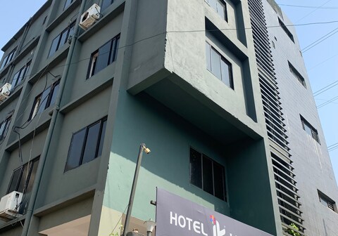 Hotel JK Lions And Banquet