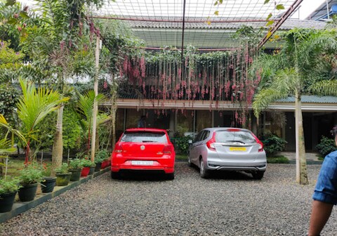 Anna Homestay Munnar