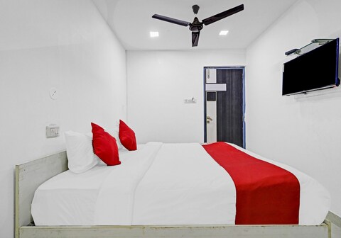 Hotel O Maple In Suites