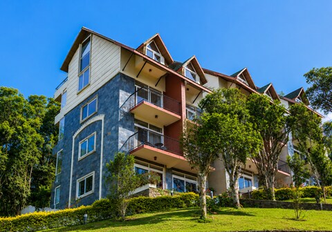 Shola Crown Resort - Munnar