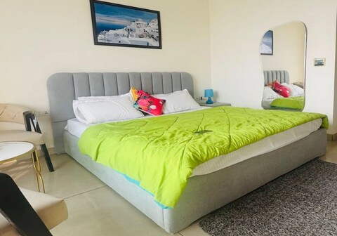 Sakura Loft by Amisum