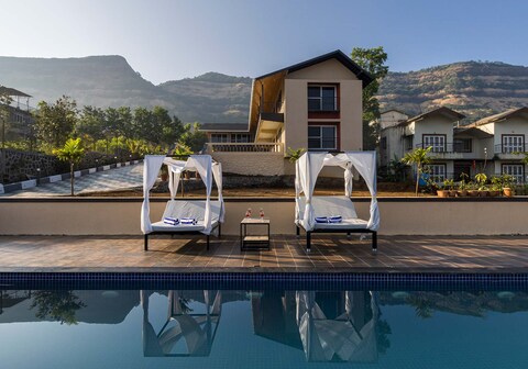 StayVista at Asanjo Villa