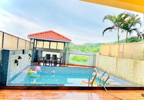 Stayfolio Oasis Villa