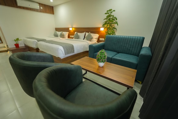 GEORJOYS HOTELS & RESORTS