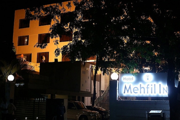 HOTEL MEHFIL INN