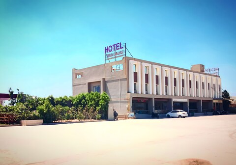 Shiv Hotel