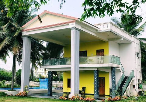 Blue Moon Homestay