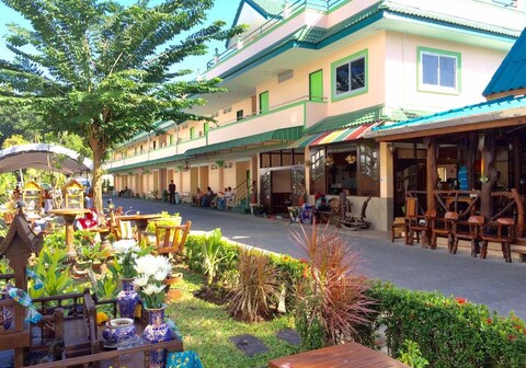 جاي هوليداي إن