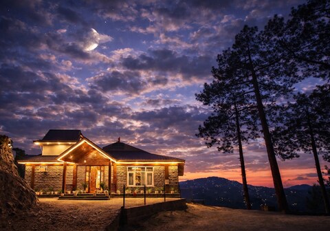 The Morel House - A Forest Retreat