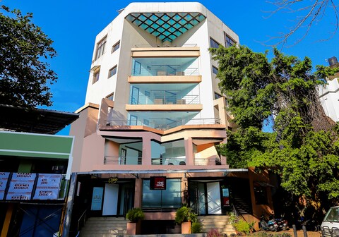 Treebo Time Square Marine Drive