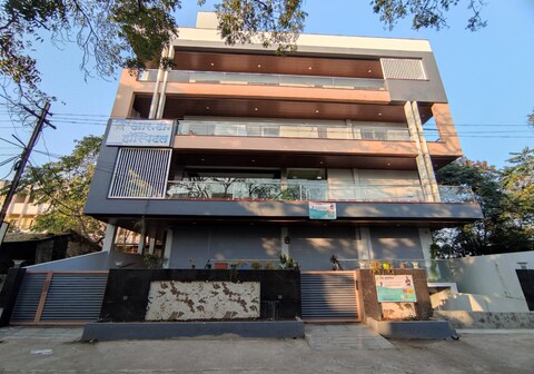 RT RESIDENCY HOTEL AND LODGE