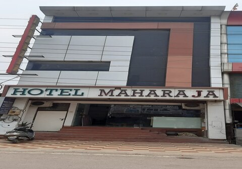 Hotel maharaja