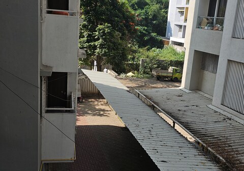 Cozy Nest Bliss 2 BHK Luxury Apartment