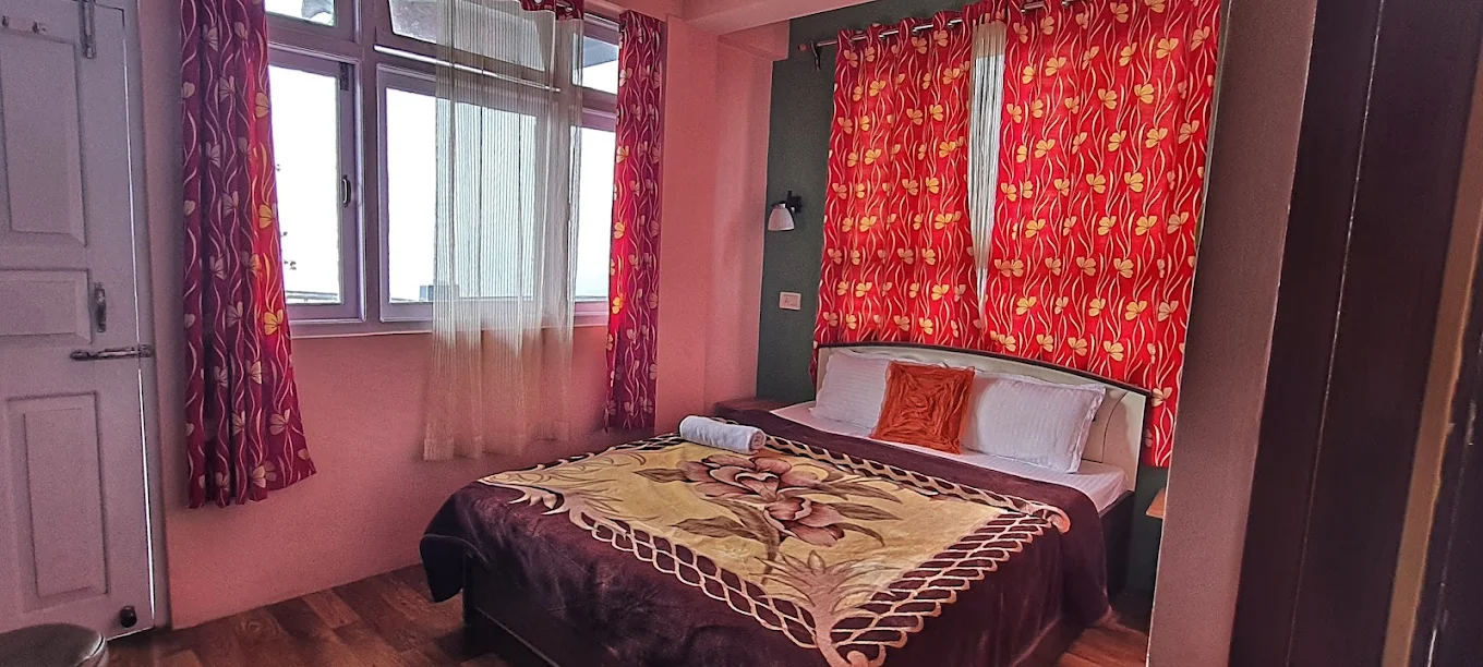 Aarshu | Rooms in a Homestay