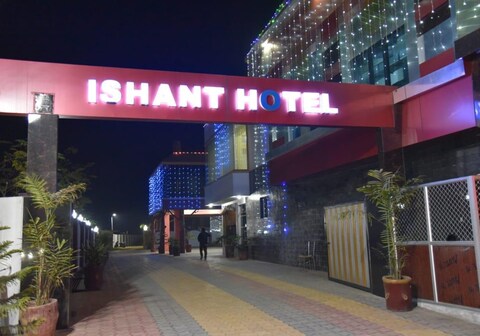 Hotel Ishant & Restuarant