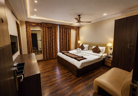 Arcadian Hotel (2 Min walk to MG Marg)