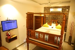 Le Holiday Inn, Pondicherry Le Holiday Inn, Pondicherry