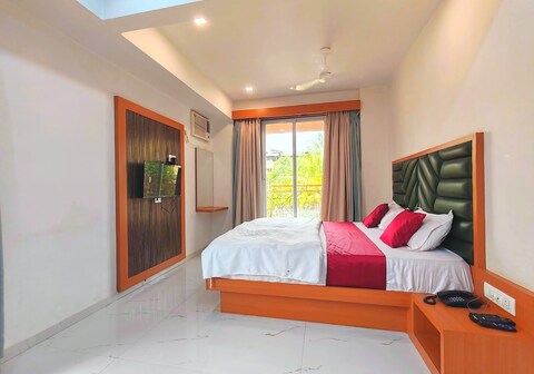 The Lions Hotel Ulhasnagar