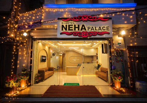 Hotel Neha Palace