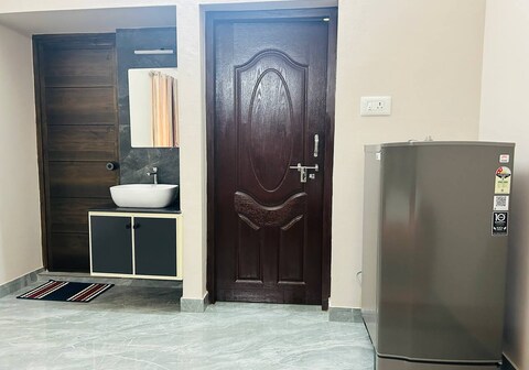 Cosy Stays Irinjalakuda AC