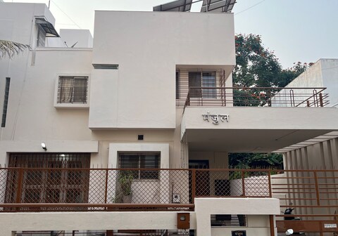 Manjul Bungalow - 1