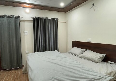 Moksha cafe & homestay