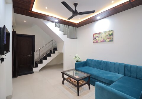 Ujjain Sparsh Stay 3BHK Cozy Retreat near Mahakal