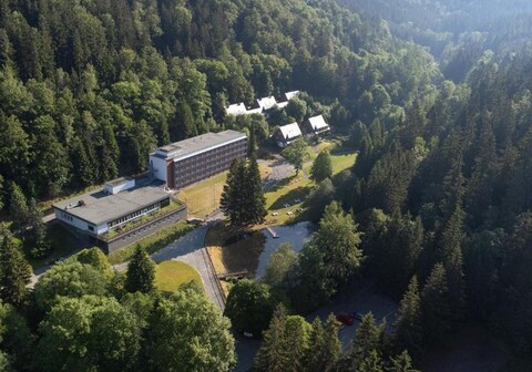 Sunday Schwarzbachtal Hideaway Resort