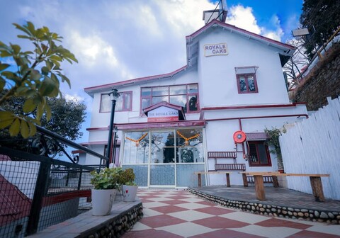 The Royale Oaks A HeritageHotel