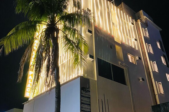 HOTEL MAA LAXMI PALACE