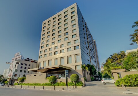 Radisson Blu Hotel Chennai City Centre