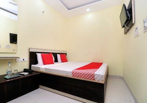 Hotel O Gian Residency