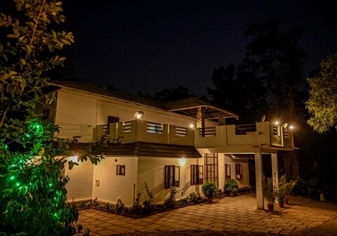 Out Of Town Homestay