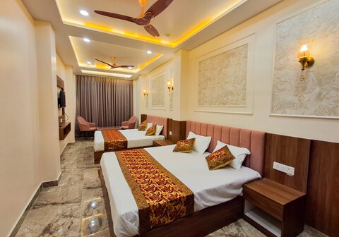 Darshan Residency | Walkable to Kashi Vishwanath Temple