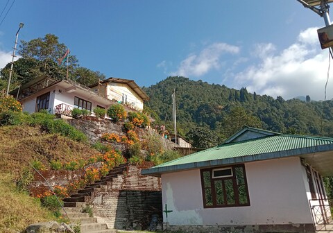 Sikkim, Khangri home stay