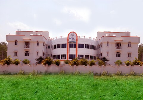 Hotel Sai International