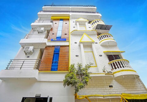 FabHotel Shri Shubh Palace