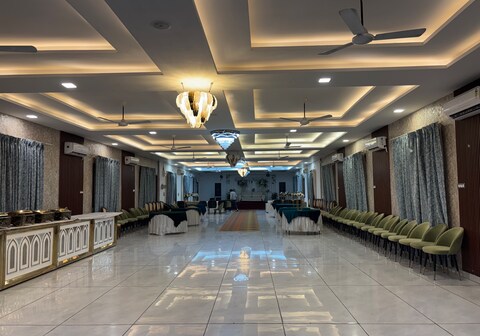 HOTEL PULASTYA & RESORT